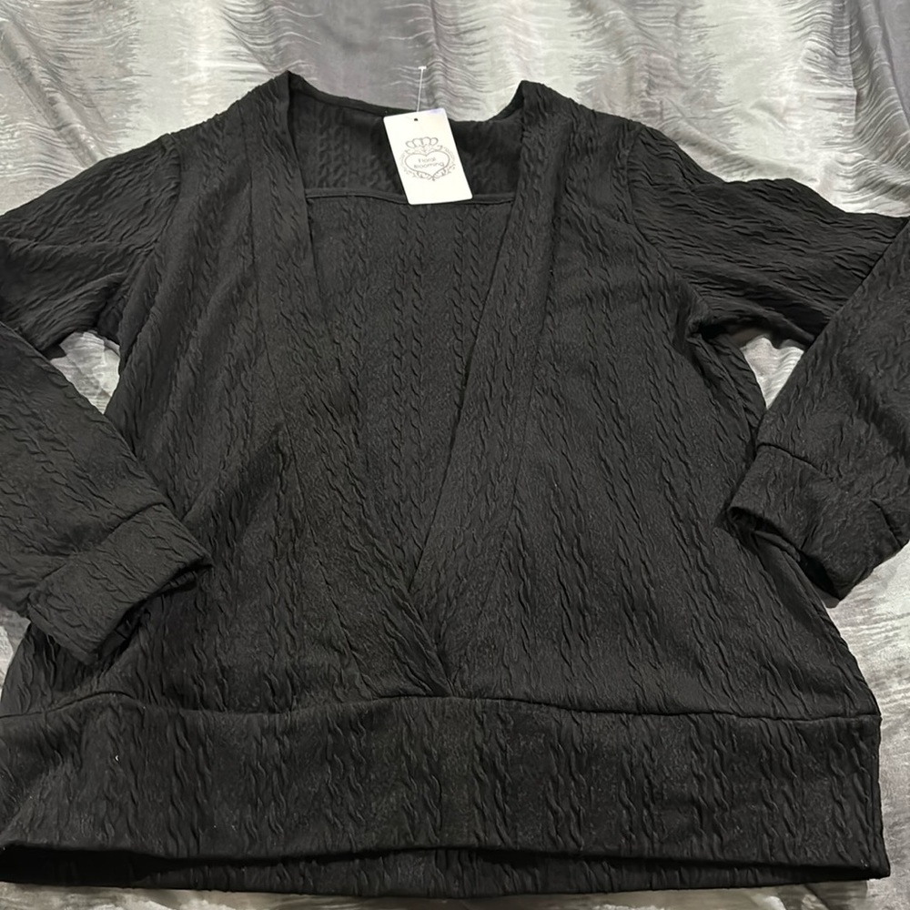 Floral blooming black shirt.
